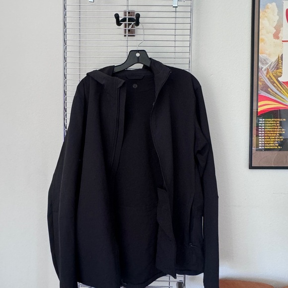 LULULEMON Men's Black Jacket - Picture 1 of 5